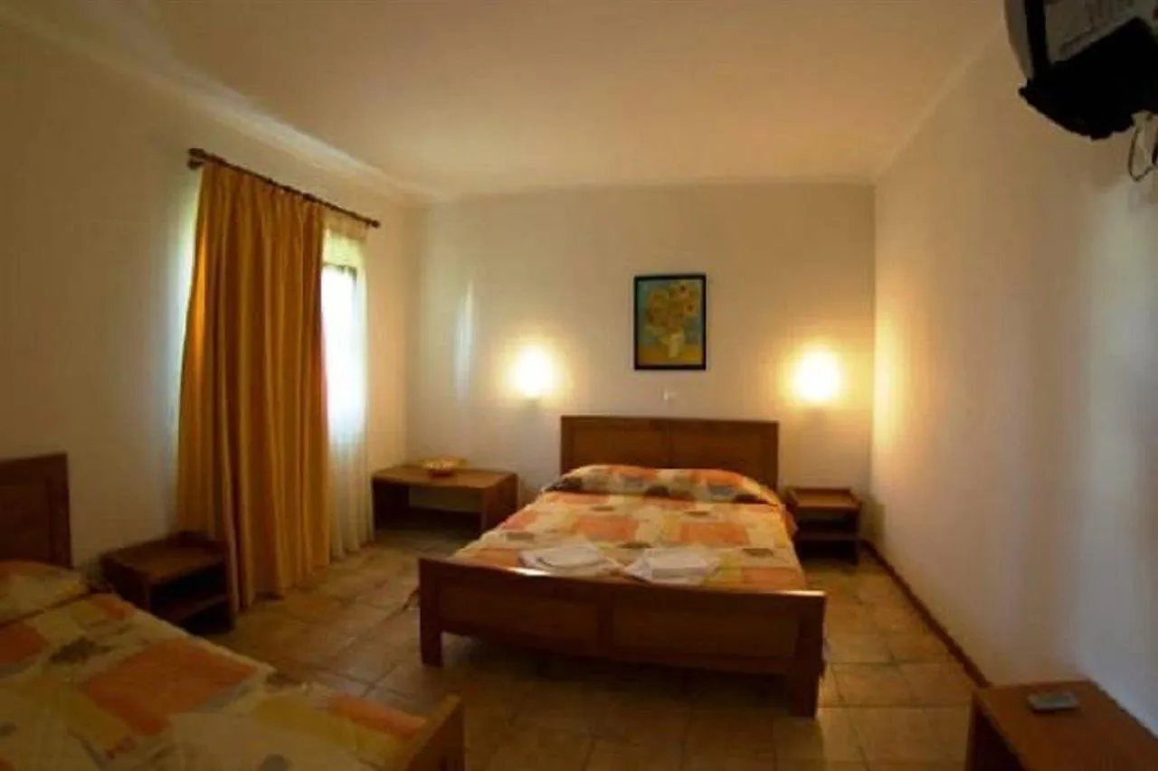 Gi Ga Mar Aparthotel Kriopigi 3*,  Greece