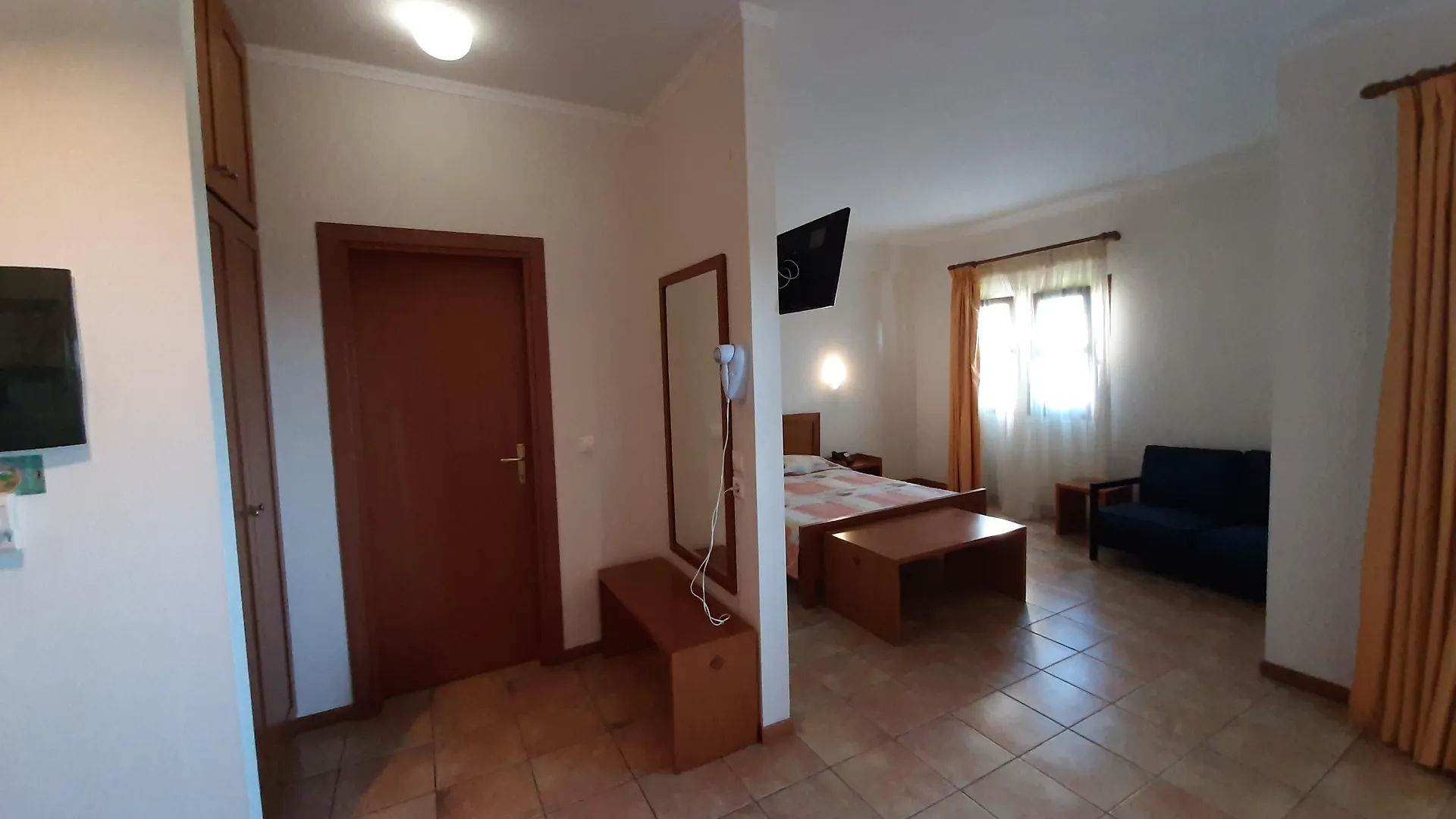 Gi Ga Mar Aparthotel Kriopigi
