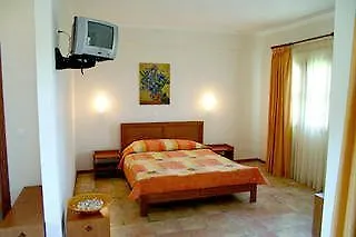 Gi Ga Mar Aparthotel Kriopigi